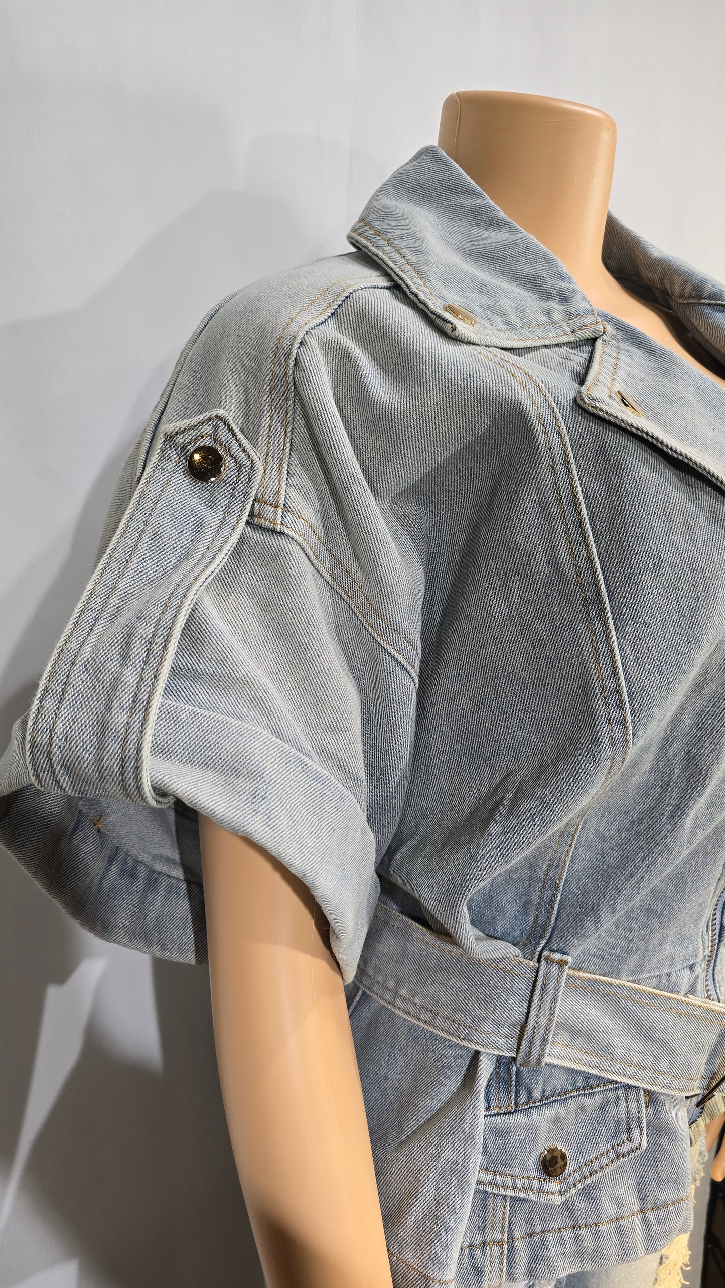 Fashionable oversized denim shirt/ jacket with denim belt.