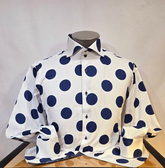 Fashion Sport / Dress shirt.